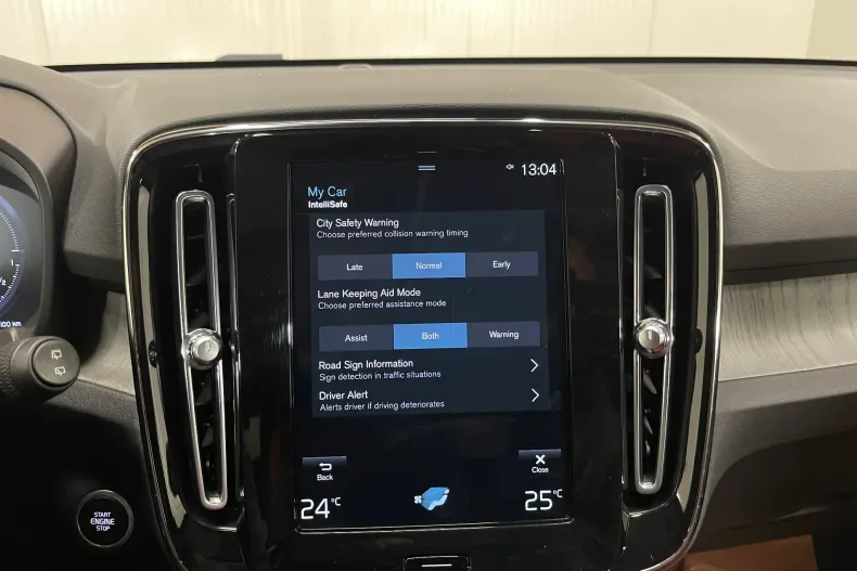 Volvo XC40 din 2021 cu 53.336 km - oferta VOL161133 - foto 15