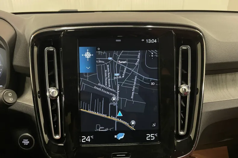 Volvo XC40 din 2021 cu 53.336 km - oferta VOL161133 - foto 16