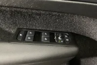 Volvo XC40 din 2021 cu 53.336 km - oferta VOL161133 - foto 23