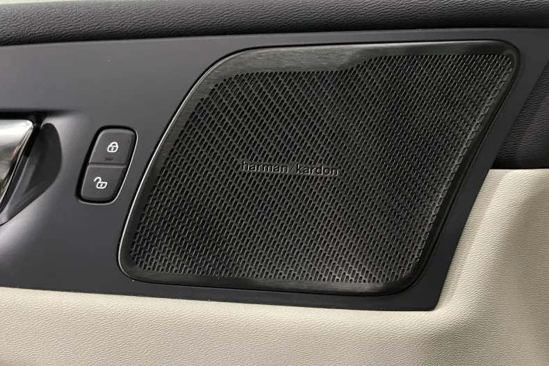 Volvo XC60 din 2020 cu 91.112 km - oferta VOL161136 - foto 26