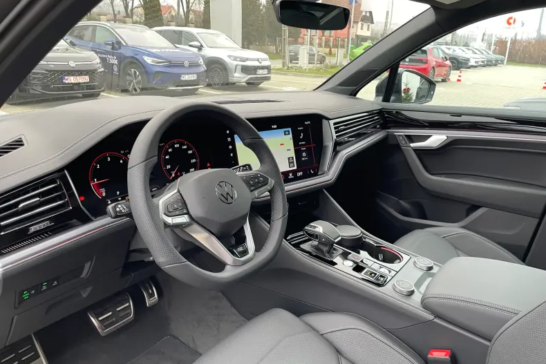 Volkswagen Touareg din 2025 cu 1 km - oferta VOL161142 - foto 10