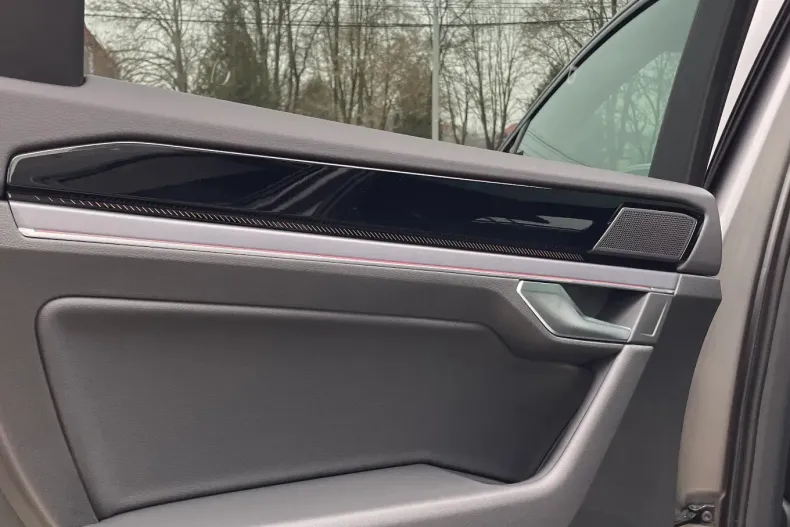 Volkswagen Touareg din 2025 cu 1 km - oferta VOL161142 - foto 18