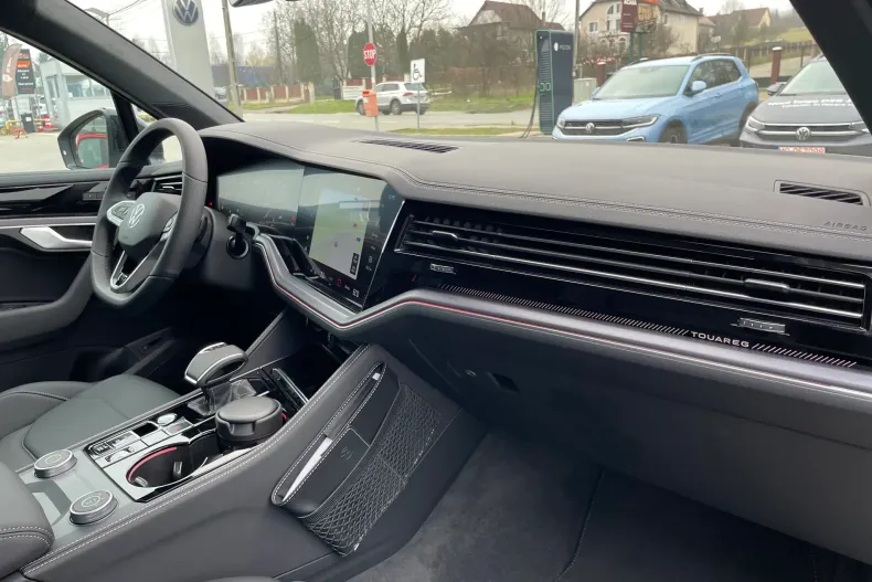 Volkswagen Touareg din 2025 cu 1 km - oferta VOL161142 - foto 21
