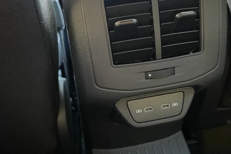 Volkswagen T-Roc din 2025 cu 1 km - oferta VOL161143 - foto 29