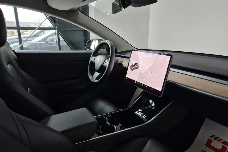 Tesla Model 3 din 2020 cu 110.000 km - oferta TES161148 - foto 7