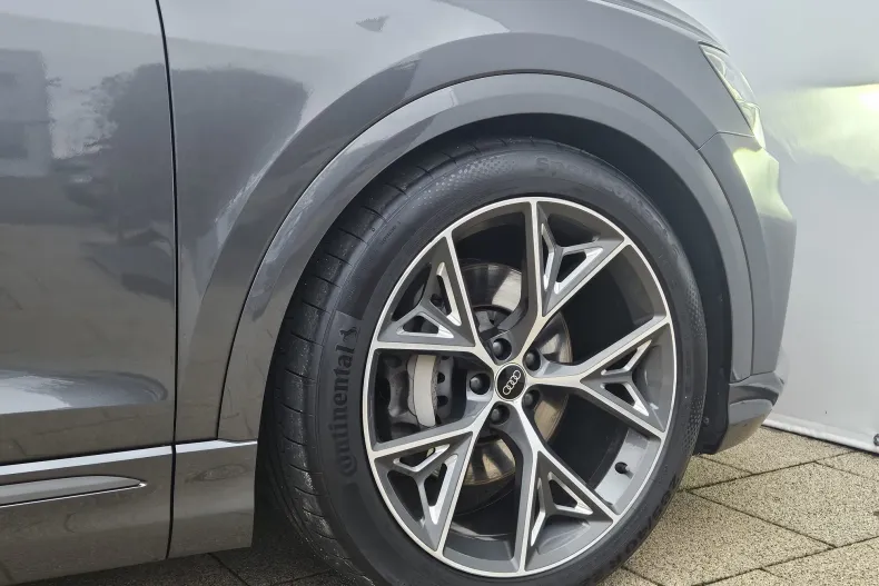 Audi Q8 din 2022 cu 63.132 km - oferta AUD161150 - foto 8