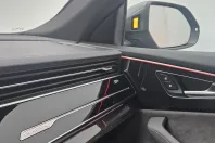 Audi Q8 din 2022 cu 63.132 km - oferta AUD161150 - foto 17