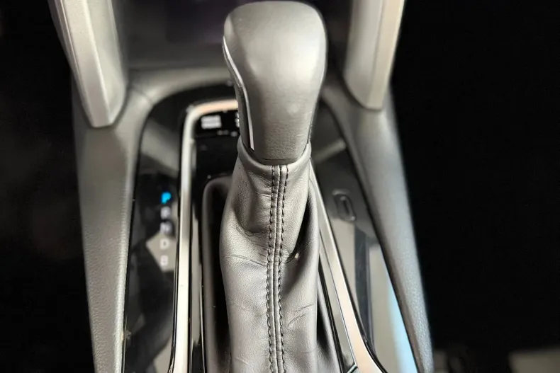 Toyota Corolla Cross din 2024 cu 4.100 km - oferta TOY161162 - foto 15