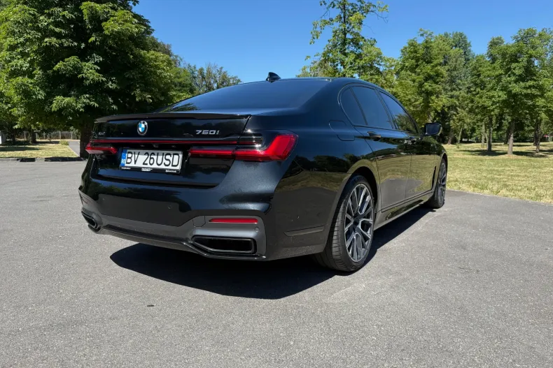 BMW Seria 7 din 2021 cu 111.309 km - oferta BMW161171 - foto 10