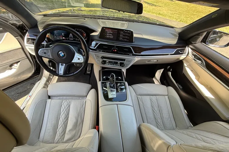 BMW Seria 7 din 2021 cu 111.309 km - oferta BMW161171 - foto 16