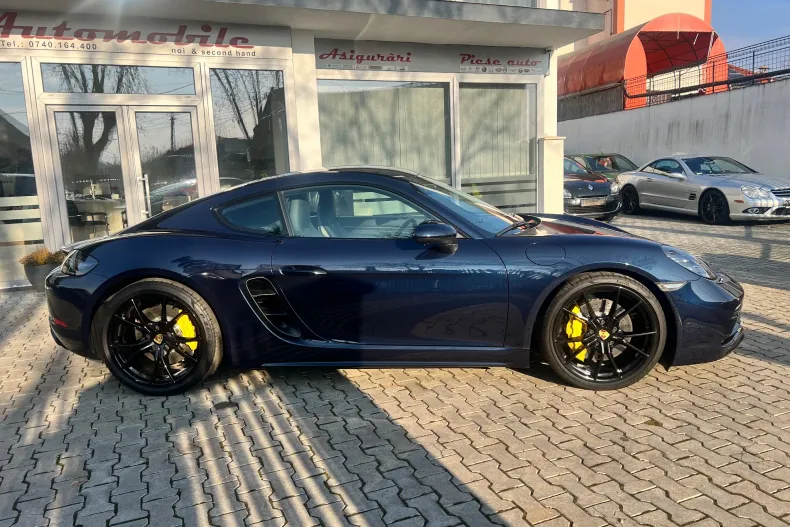Porsche Cayman din 2021 cu 23.738 km - oferta POR161175 - foto 4