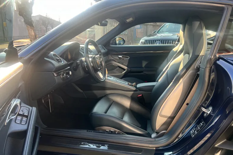 Porsche Cayman din 2021 cu 23.738 km - oferta POR161175 - foto 10