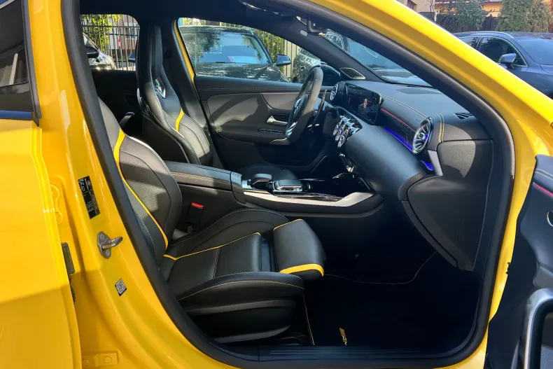 Mercedes-Benz A 45 AMG din 2020 cu 40.284 km - oferta MER161176 - foto 13