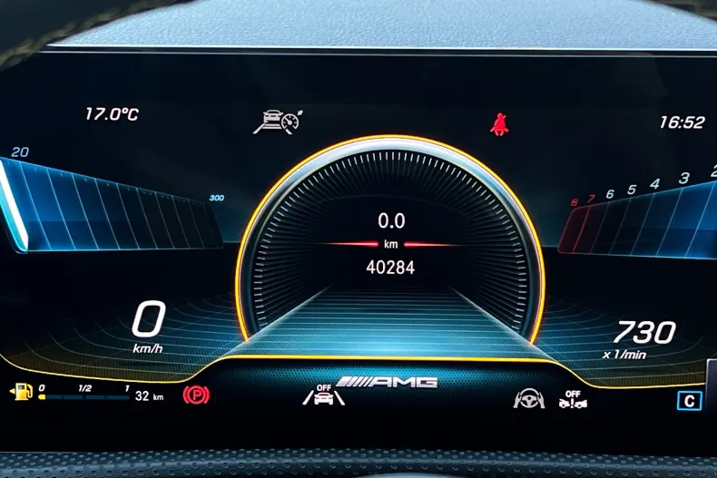 Mercedes-Benz A 45 AMG din 2020 cu 40.284 km - oferta MER161176 - foto 40