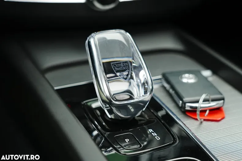 Volvo XC60 din 2022 cu 119.000 km - oferta VOL161198 - foto 32