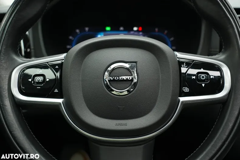 Volvo XC60 din 2022 cu 119.000 km - oferta VOL161198 - foto 38