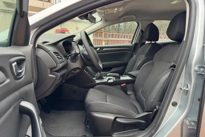 Renault Megane din 2021 cu 98.000 km - oferta REN161211 - foto 11