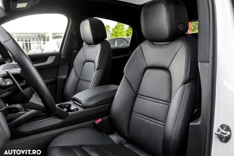 Porsche Cayenne din 2023 cu 12.900 km - oferta POR161217 - foto 16