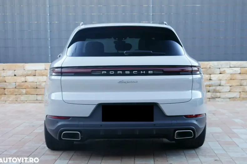 Porsche Cayenne din 2024 cu 40.311 km - oferta POR161227 - foto 5
