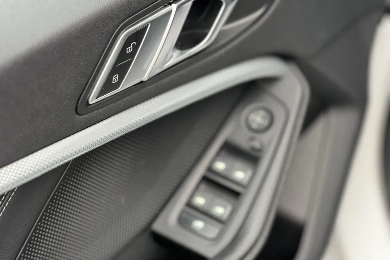 BMW Seria 1 din 2022 cu 36.000 km - oferta BMW161232 - foto 9