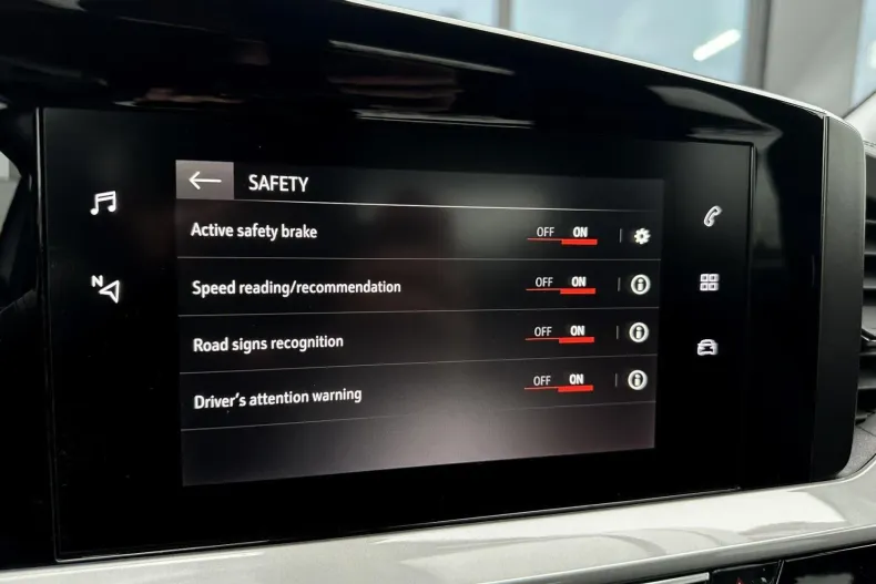 Opel Mokka din 2023 cu 97.910 km - oferta OPE161235 - foto 14