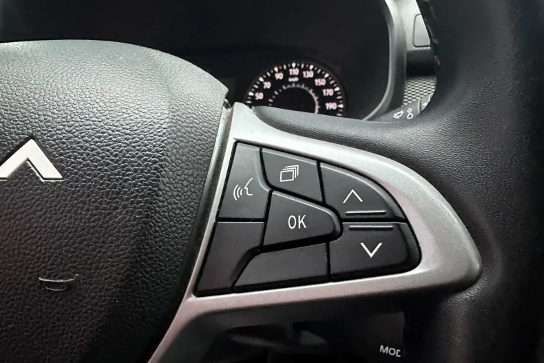 Dacia Sandero din 2023 cu 103.911 km - oferta DAC161237 - foto 16