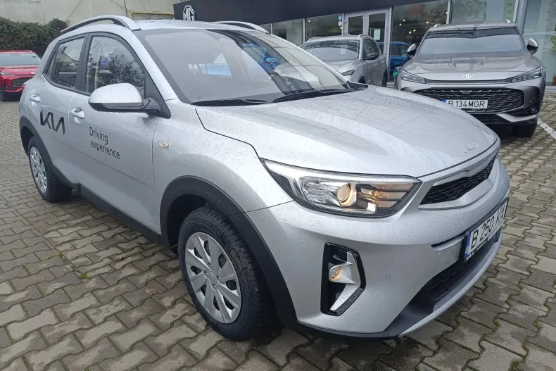 Kia Stonic din 2025 cu 69 km - oferta KIA161239 - foto 3