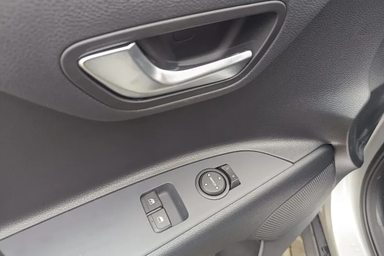 Kia Stonic din 2025 cu 69 km - oferta KIA161239 - foto 9