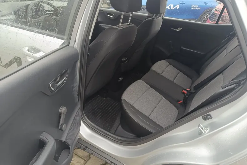 Kia Stonic din 2025 cu 69 km - oferta KIA161239 - foto 18