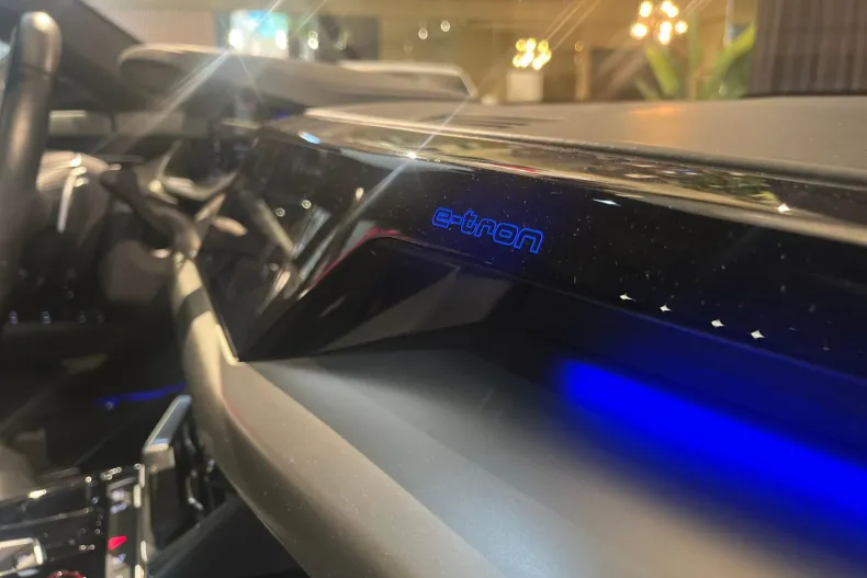 Audi e-tron GT din 2022 cu 65.900 km - oferta AUD161248 - foto 24