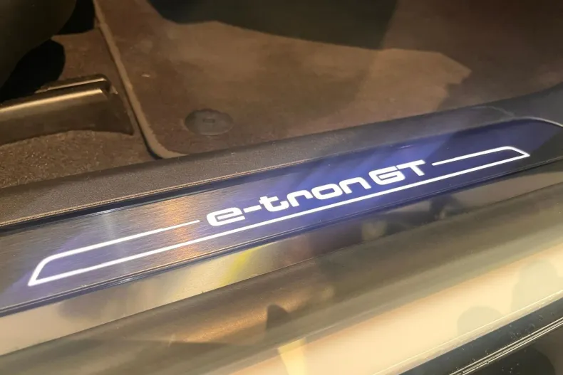 Audi e-tron GT din 2022 cu 65.900 km - oferta AUD161248 - foto 34