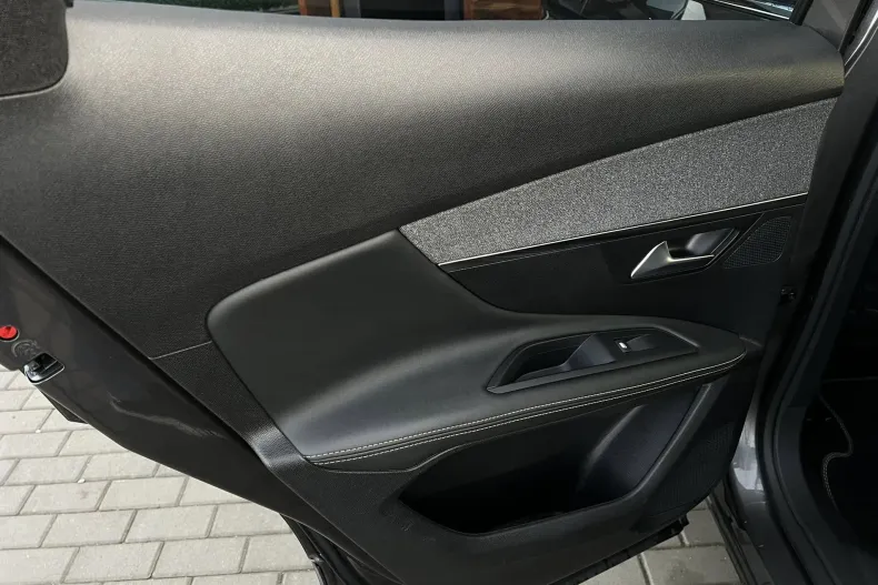 Peugeot 3008 din 2020 cu 151.435 km - oferta PEU161250 - foto 22