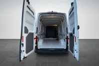 Volkswagen Crafter din 2025 cu 5 km - oferta VOL161257 - foto 13