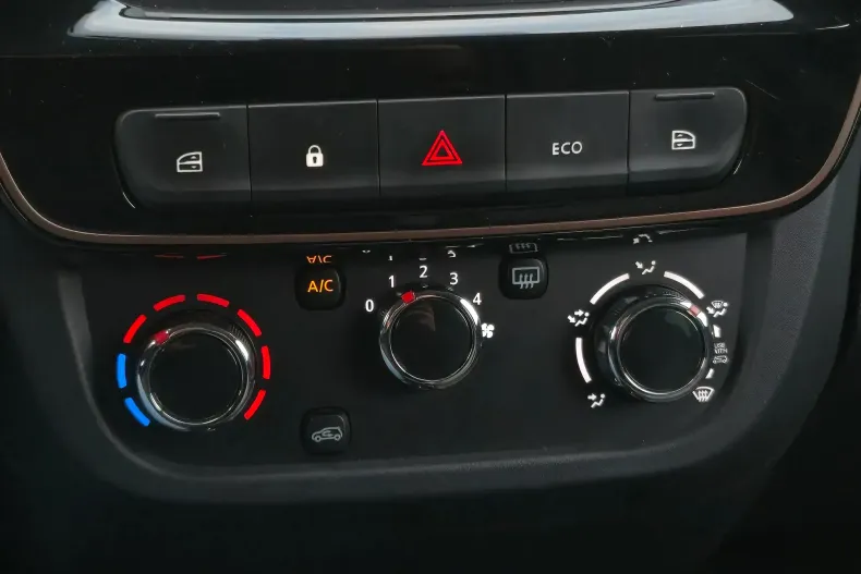 Dacia Spring din 2023 cu 18.500 km - oferta DAC161259 - foto 10