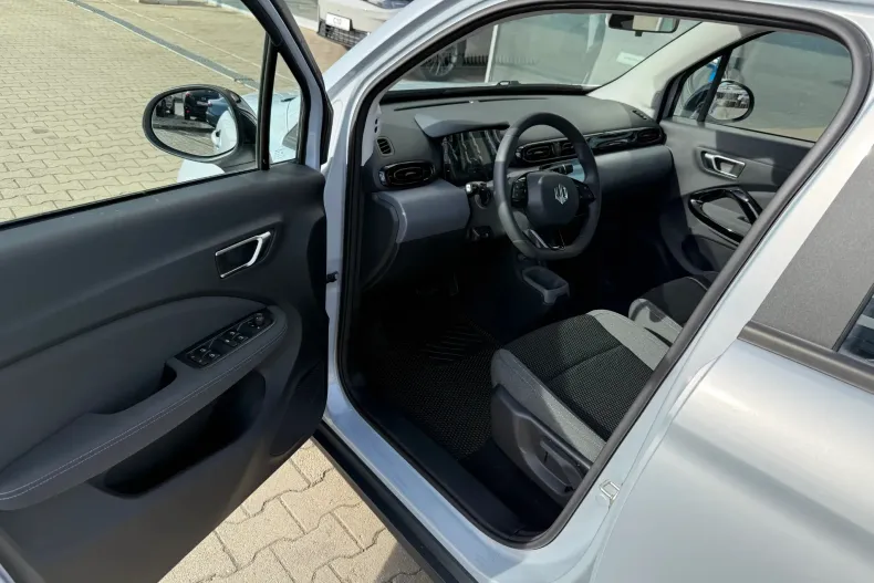 Leapmotor T03 din 2026 cu 1 km - oferta LEA161262 - foto 15