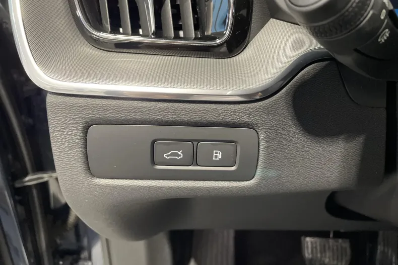 Volvo XC60 din 2022 cu 68.881 km - oferta VOL161271 - foto 15