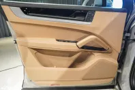 Porsche Cayenne Coupe din 2024 cu 10.800 km - oferta POR161275 - foto 14