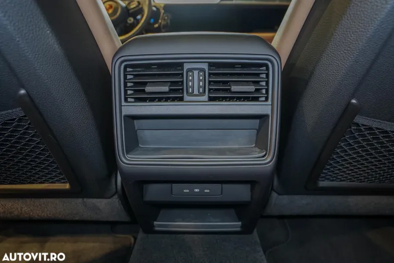 Porsche Cayenne Coupe din 2024 cu 10.800 km - oferta POR161275 - foto 17