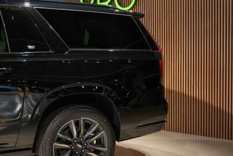 Cadillac Escalade din 2023 cu 10 km - oferta CAD161285 - foto 13