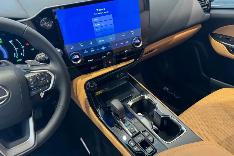 Lexus Seria NX din 2025 cu 4 km - oferta LEX161287 - foto 17