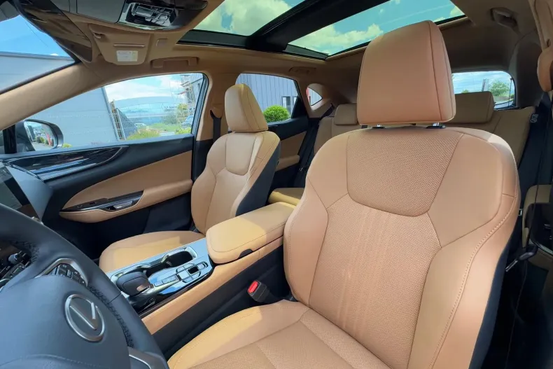 Lexus Seria NX din 2025 cu 1 km - oferta LEX161289 - foto 12