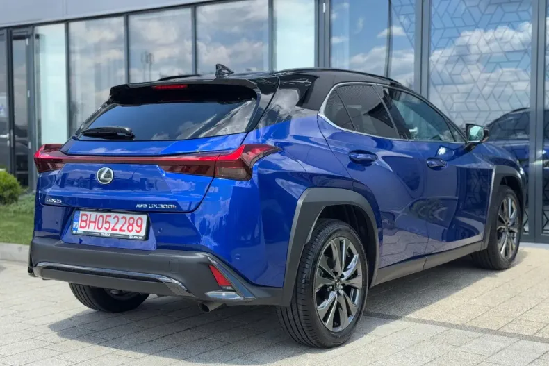 Lexus UX din 2024 cu 2.500 km - oferta LEX161290 - foto 8