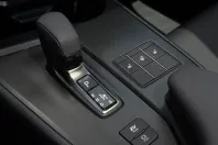 Lexus UX din 2024 cu 2.500 km - oferta LEX161290 - foto 25