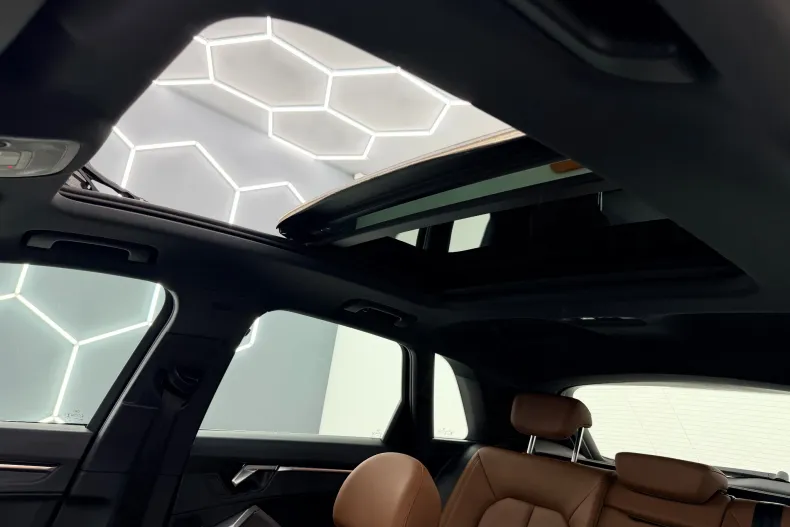 Audi Q3 din 2020 cu 137.000 km - oferta AUD161303 - foto 26