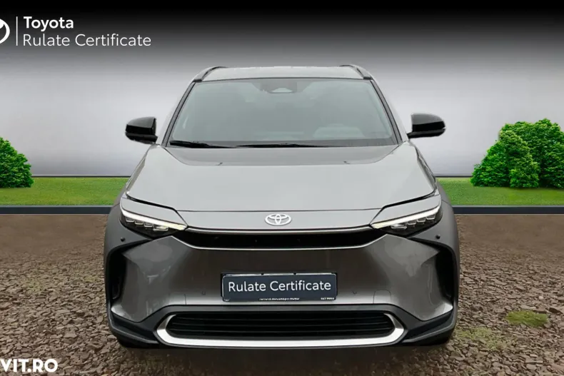 Toyota bZ4X din 2024 cu 11.094 km - oferta TOY161304 - foto 2