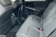 Toyota bZ4X din 2024 cu 11.094 km - oferta TOY161304 - foto 14