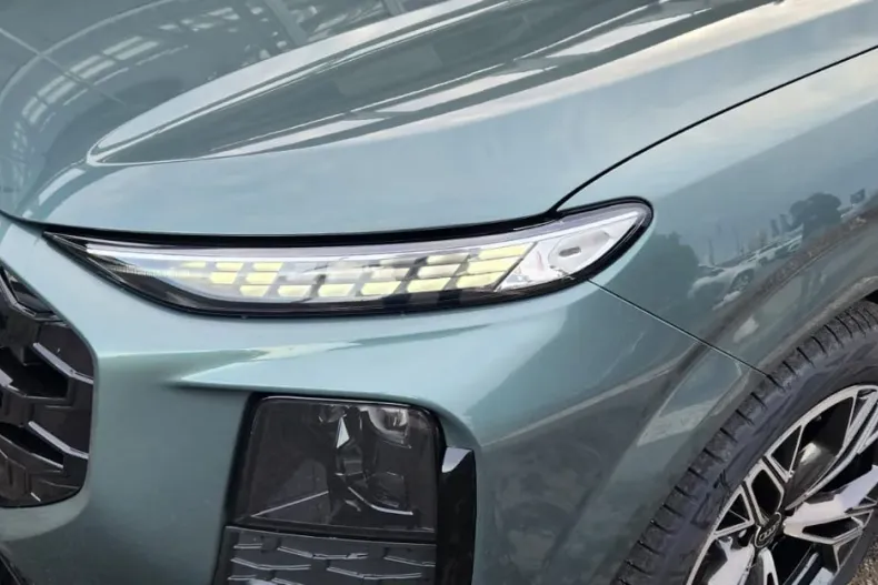 Audi Q3 din 2025 cu 10 km - oferta AUD161333 - foto 26