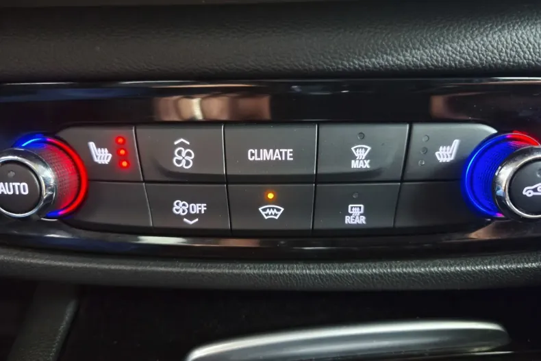 Opel Insignia din 2021 cu 129.000 km - oferta OPE161343 - foto 19