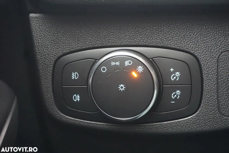 Ford Focus din 2021 cu 90.329 km - oferta FOR161345 - foto 14