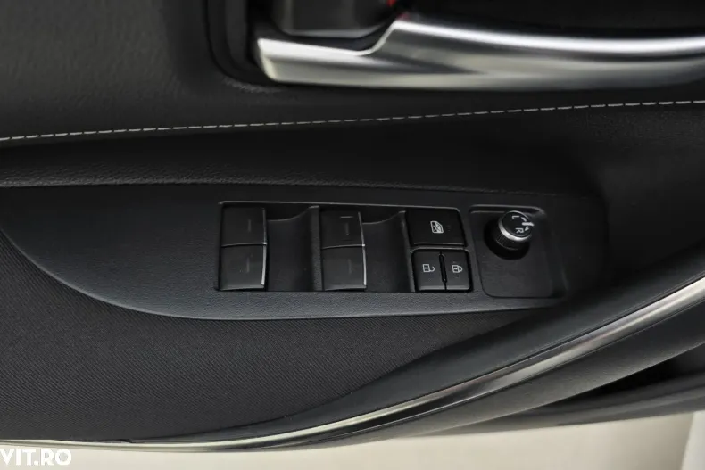 Toyota Corolla din 2020 cu 44.838 km - oferta TOY161347 - foto 11